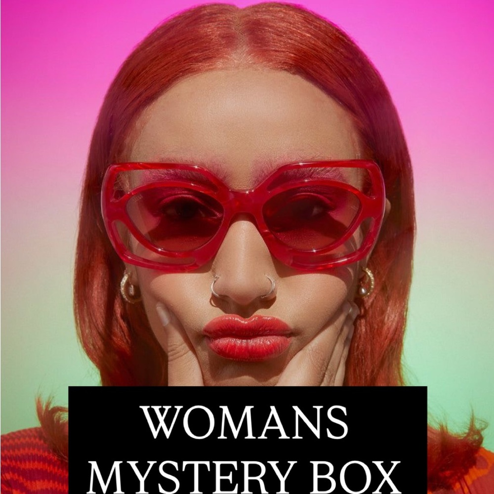 - 1 $100 5lb Woman OFFICE WEAR CLOTHING Mystery  BOX - Picture 3 of 15